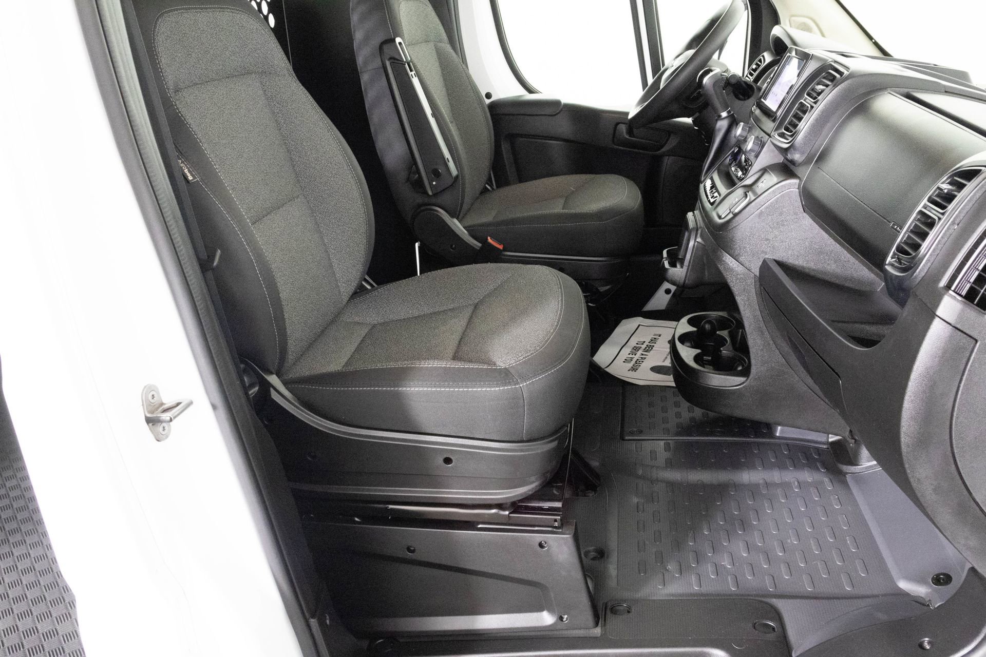 Used 2023 RAM ProMaster 2500 image 33