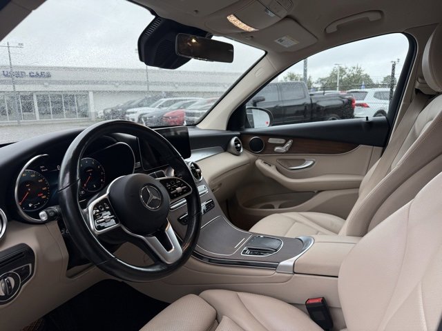 Used 2022 Mercedes-Benz GLC 300 4MATIC image 15