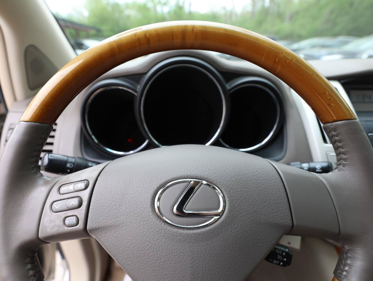 Used 2006 Lexus RX 330 AWD image 21