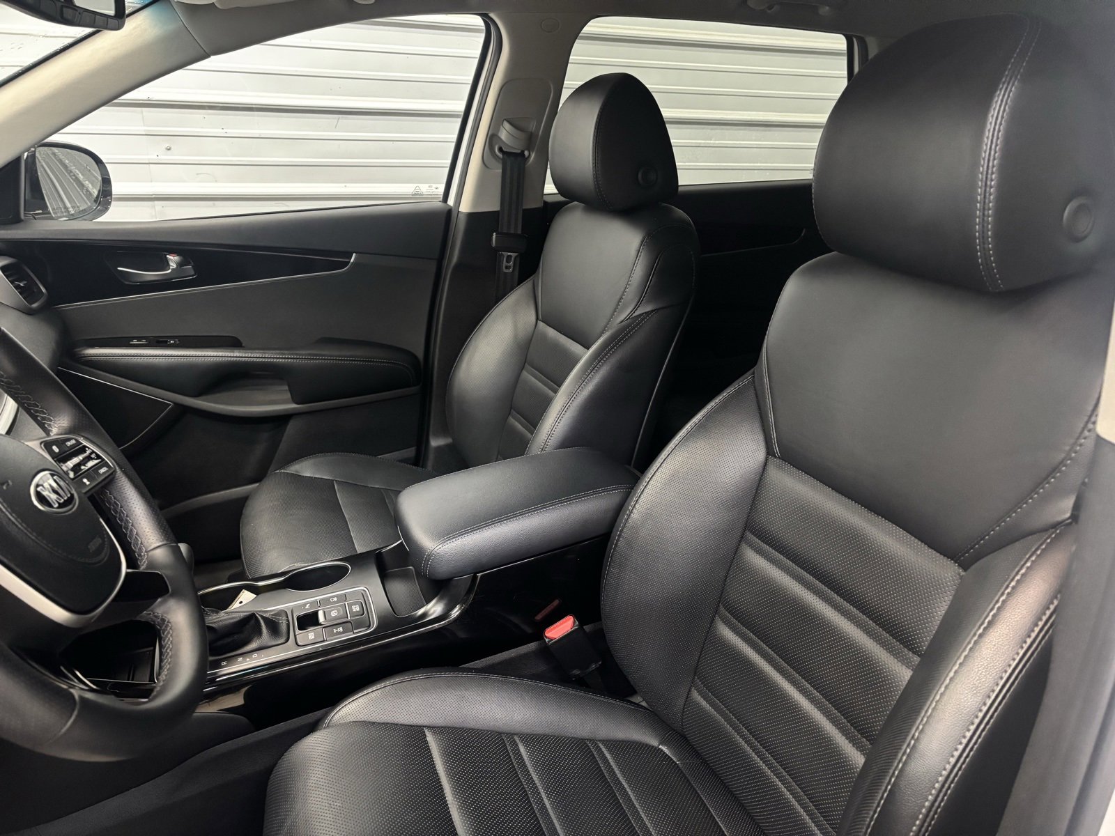 Used 2020 Kia Sorento SX image 10