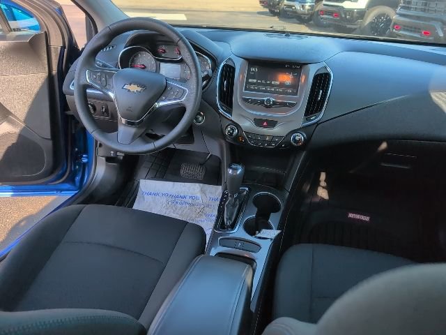 Used 2017 Chevrolet Cruze LT w/ Convenience Package FWD image 29