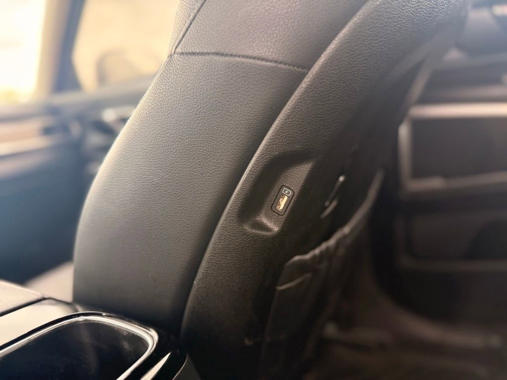 Used 2022 Kia Telluride EX w/ EX Premium Package image 18