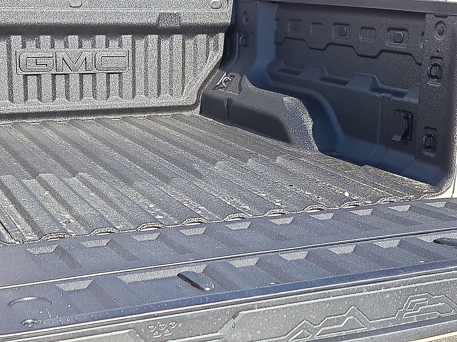 New 2026 GMC Canyon AT4 AWD/4WD image 9