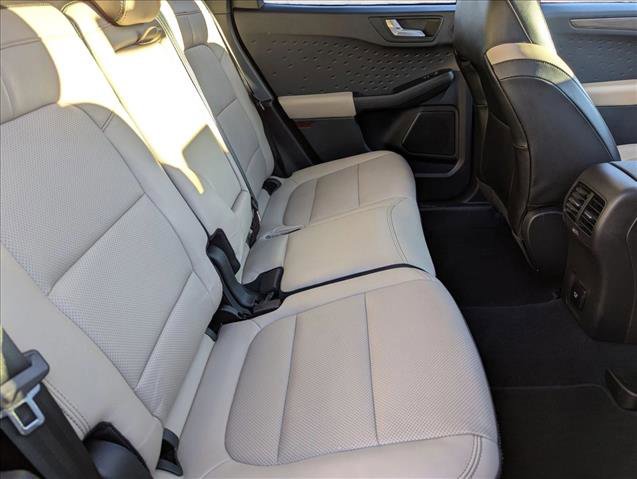 Used 2020 Ford Escape Titanium w/ Titanium Premium Package 2.0 image 21