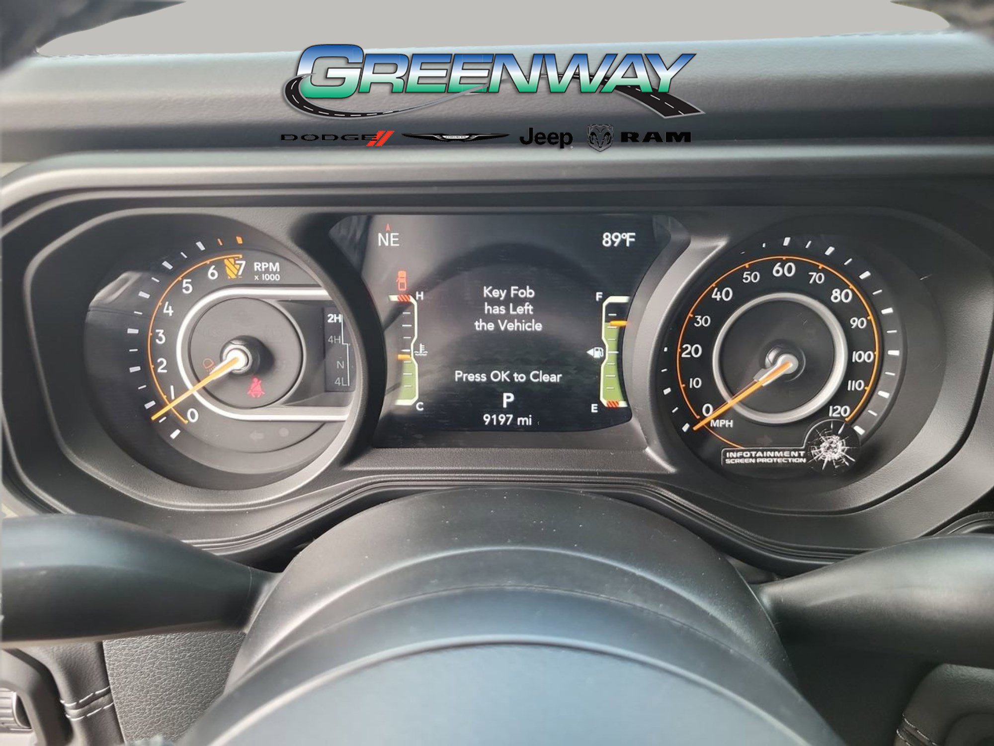 Used 2025 Jeep Gladiator Mojave w/ Convenience Group AWD/4WD image 29