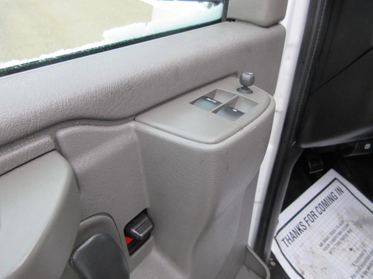 Used 2021 Chevrolet Express 2500 w/ Driver Convenience Package image 27