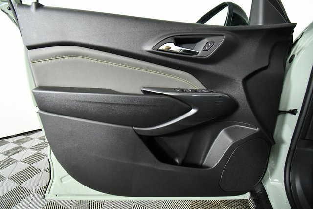 New 2026 Chevrolet Trax ACTIV w/ Driver Confidence Package image 21