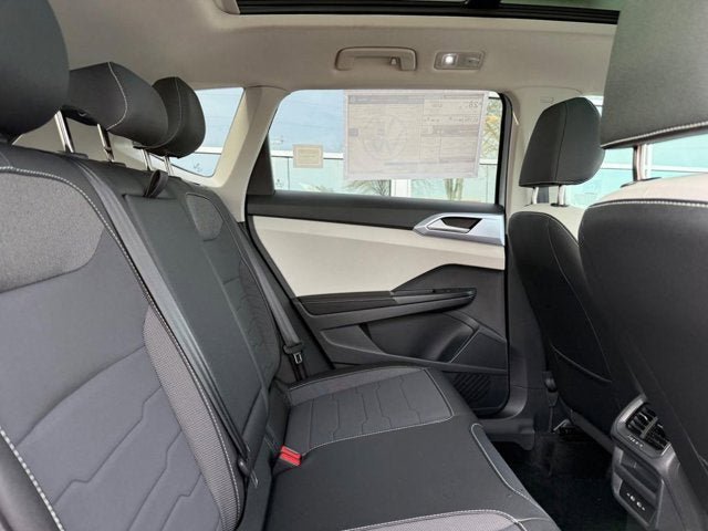New 2026 Volkswagen Taos SE AWD/4WD image 5