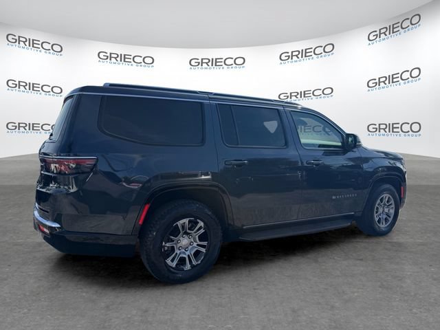Used 2023 Jeep Wagoneer 4WD image 7