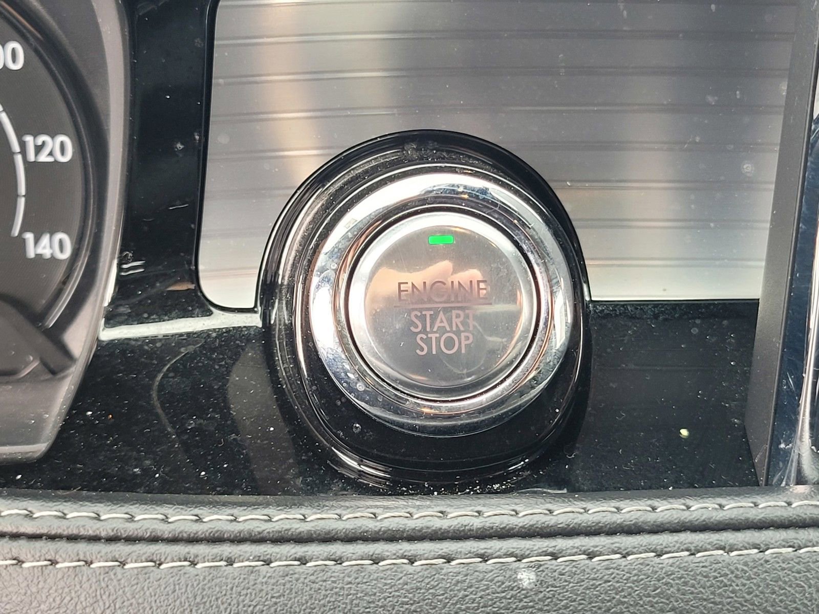 Used 2022 Lincoln Corsair FWD image 25