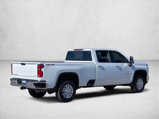 Used 2025 Chevrolet Silverado 2500 LTZ image 5