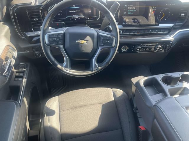 Used 2024 Chevrolet Silverado 1500 LT AWD/4WD image 13
