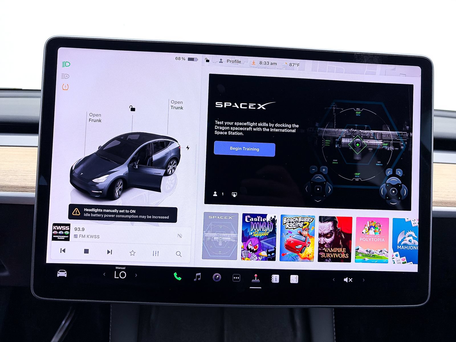 Used 2023 Tesla Model Y Long Range AWD/4WD image 27