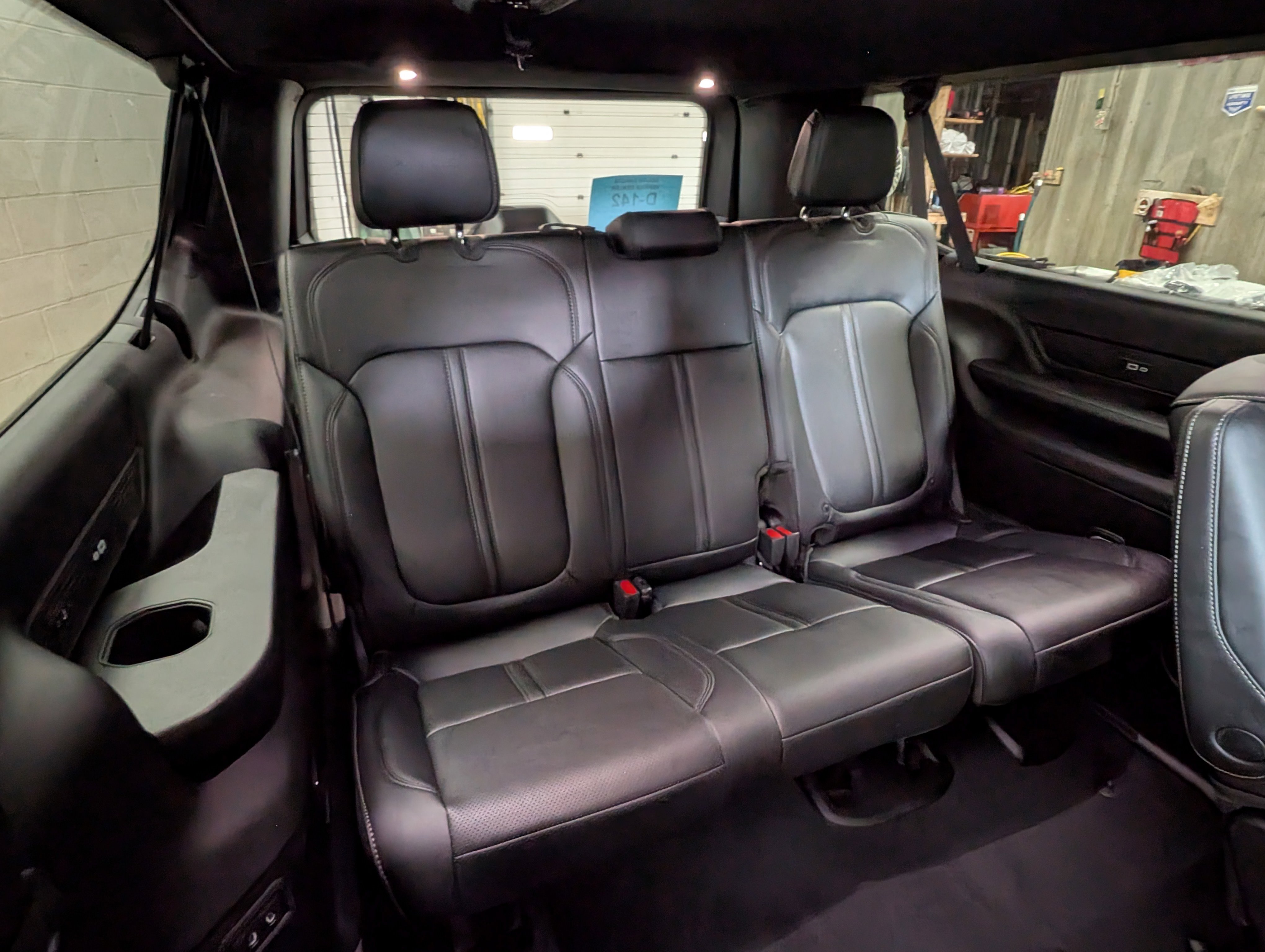 New 2026 Jeep Grand Wagoneer L Limited AWD/4WD image 10