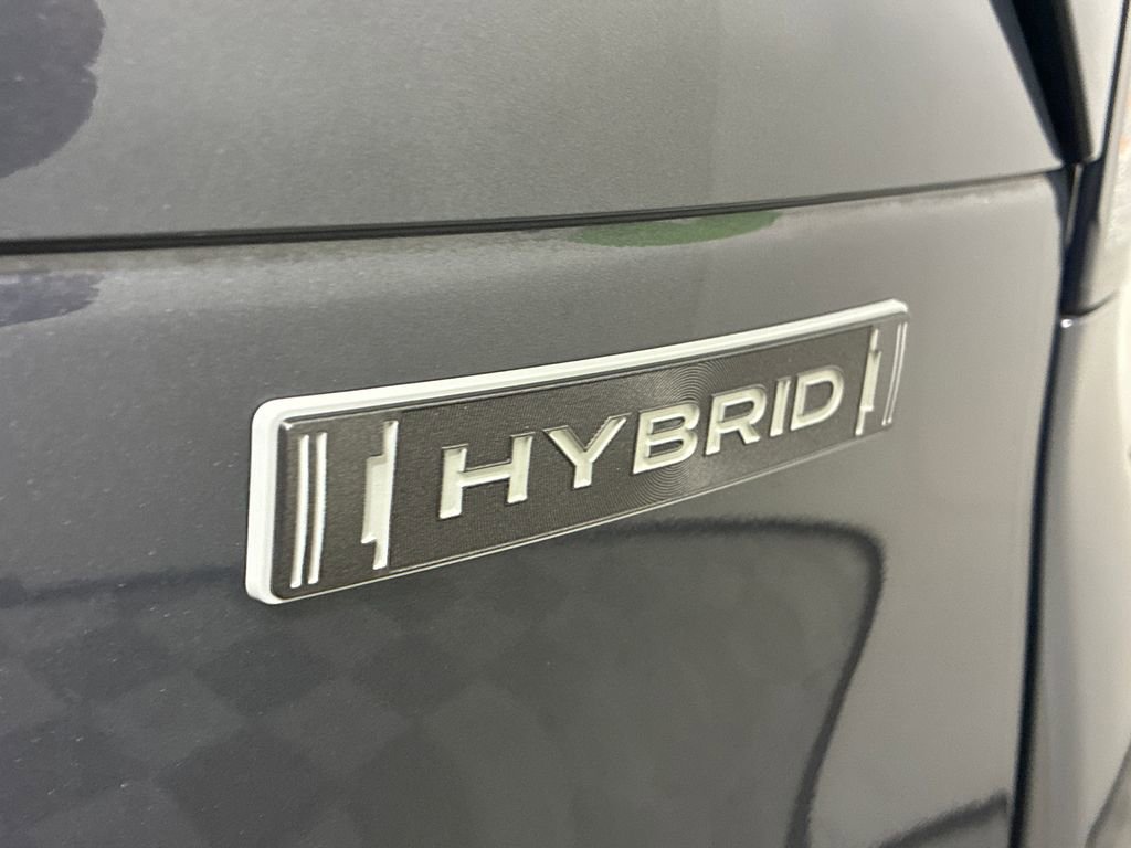 Used 2025 Subaru Forester Limited w/ Protection Package (1PH) image 27