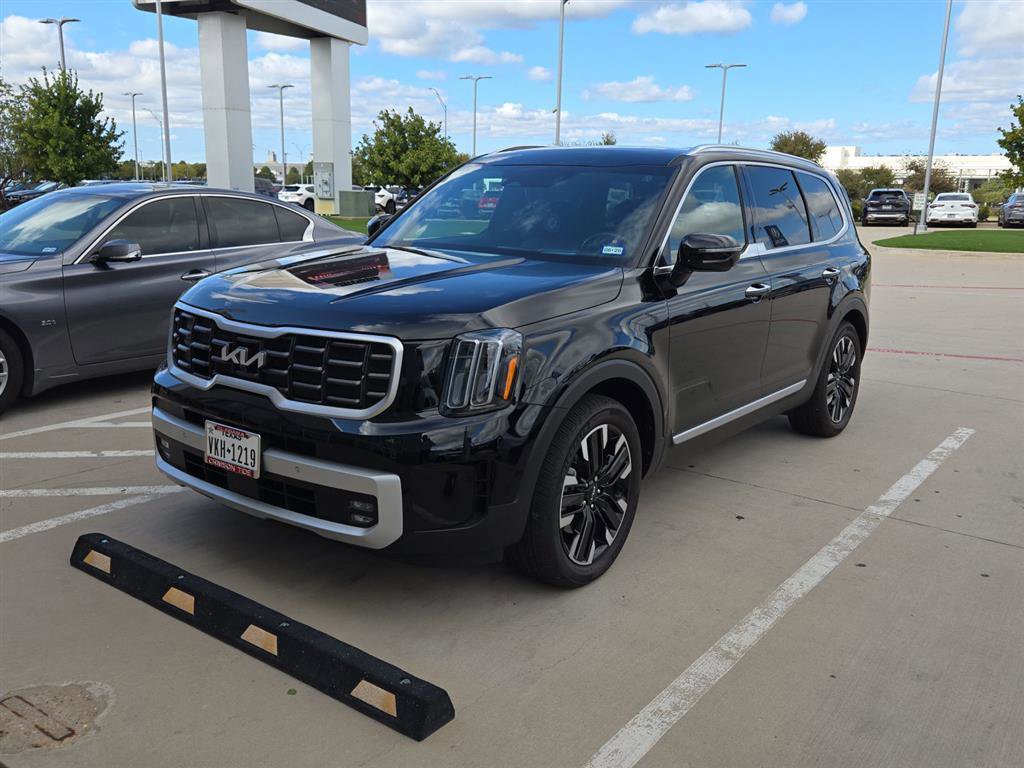 Used 2024 Kia Telluride SX Prestige w/ Towing Package