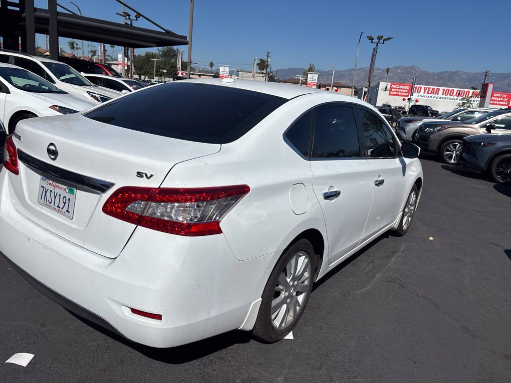 Used 2015 Nissan Sentra SV FWD image 4