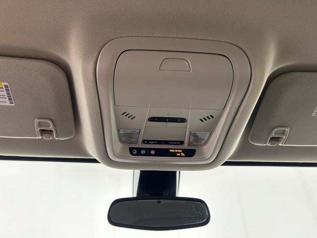 Used 2022 GMC Acadia Denali AWD/4WD image 23