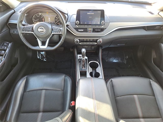 Used 2024 Nissan Altima 2.5 SR image 11