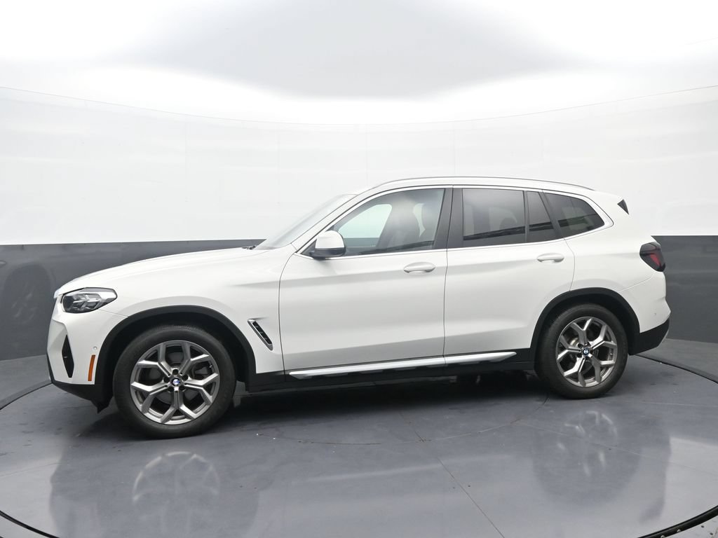 Used 2023 BMW X3 xDrive30i w/ Premium Package AWD/4WD image 4