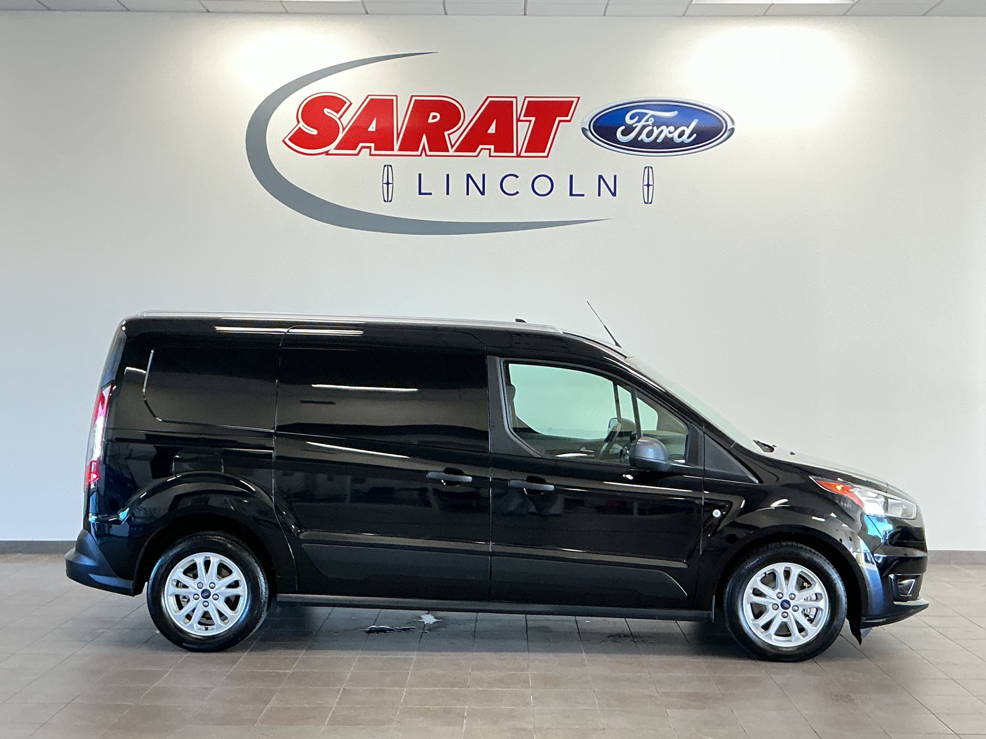 Used 2020 Ford Transit Connect XLT FWD image 1
