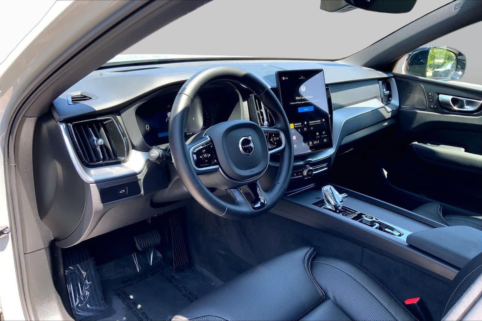Used 2026 Volvo XC60 B5 Ultra w/ Protection Package Premier AWD/4WD image 17