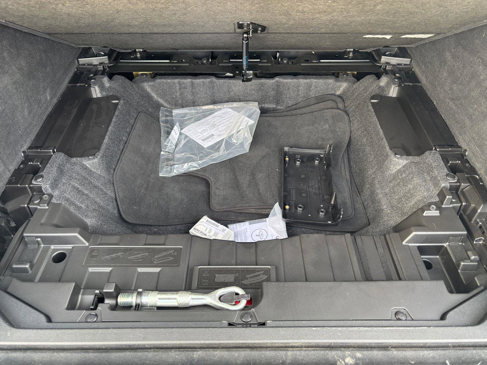 Used 2019 BMW X5 xDrive40i w/ M Sport Package image 31