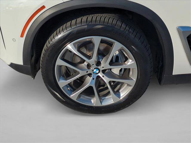Certified 2024 BMW X5 sDrive40i w/ Parking Assistance Package RWD image 26