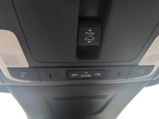 Used 2024 Honda CR-V Sport Touring image 22