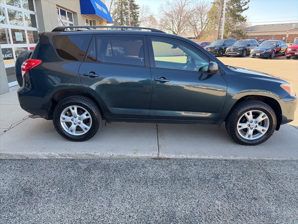 Used 2011 Toyota RAV4 4WD w/ Upgrade Value Pkg image 9