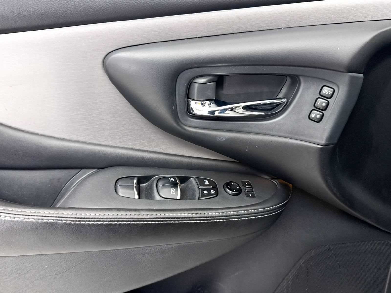 Used 2020 Nissan Murano SL w/ Moonroof Package FWD image 27