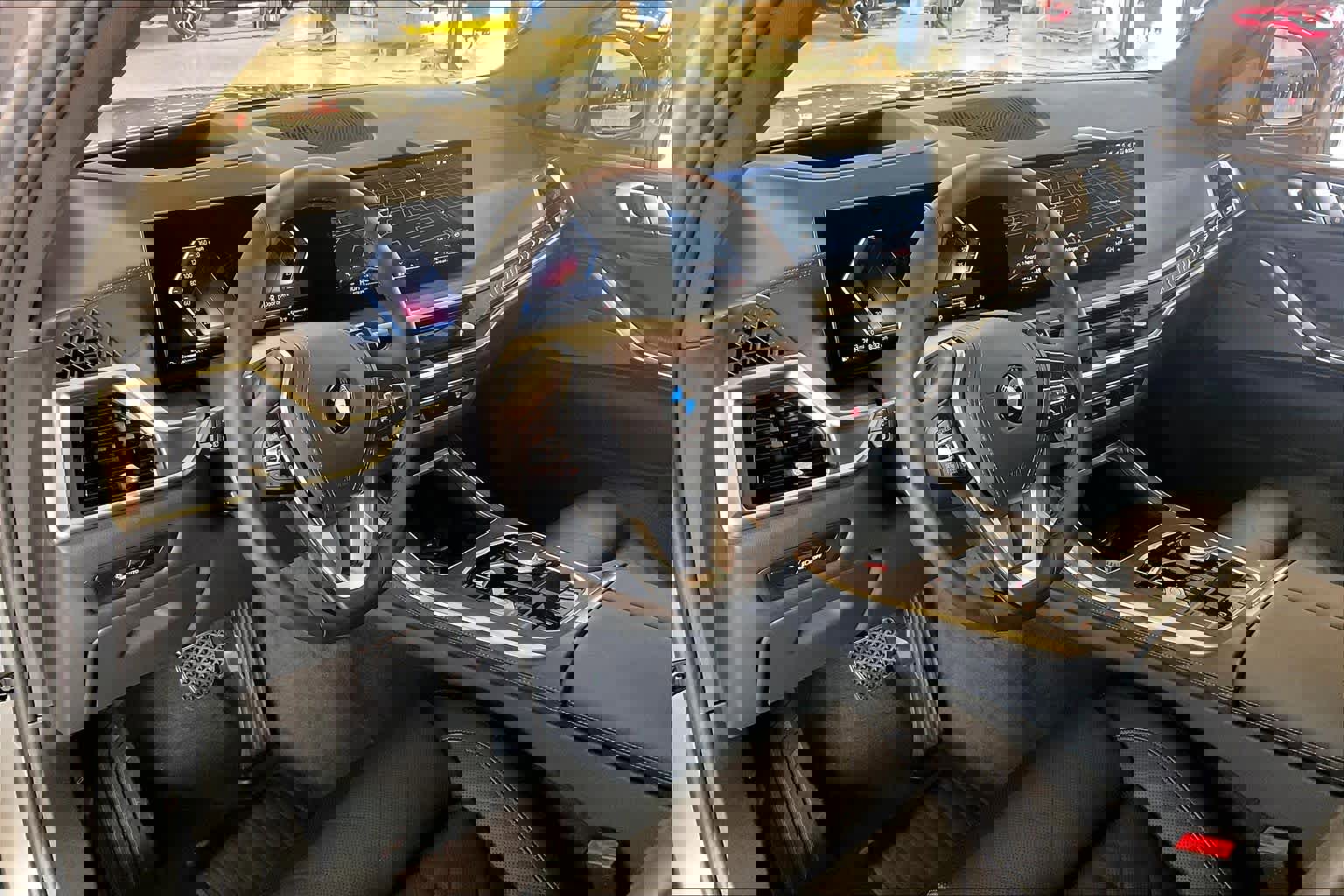 New 2026 BMW X5 sDrive40i w/ Climate Comfort Package image 8