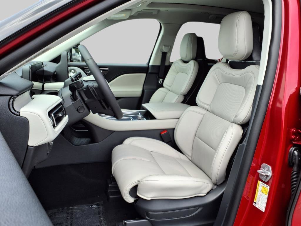 New 2025 Lincoln Aviator Reserve w/ Equipment Group 201A image 6