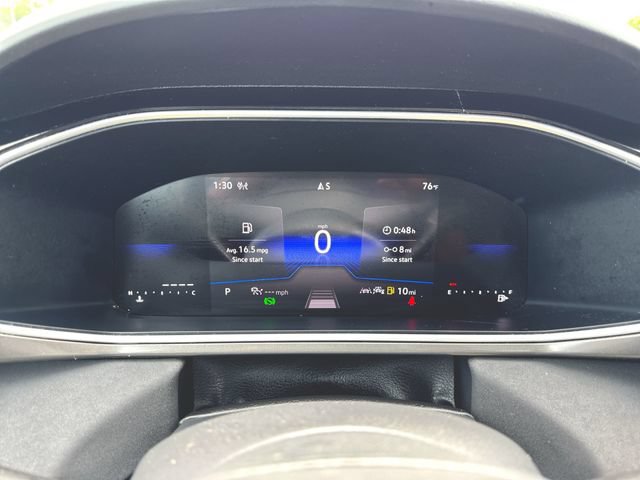Certified 2025 Volkswagen Taos SE AWD/4WD image 11