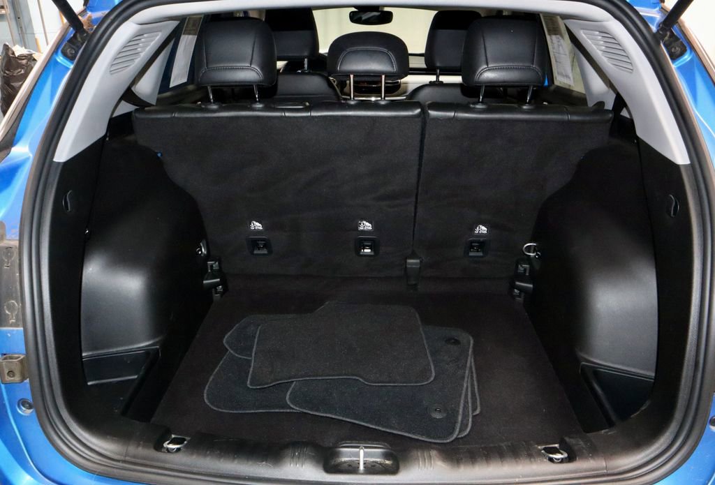 Used 2022 Jeep Compass Limited image 13