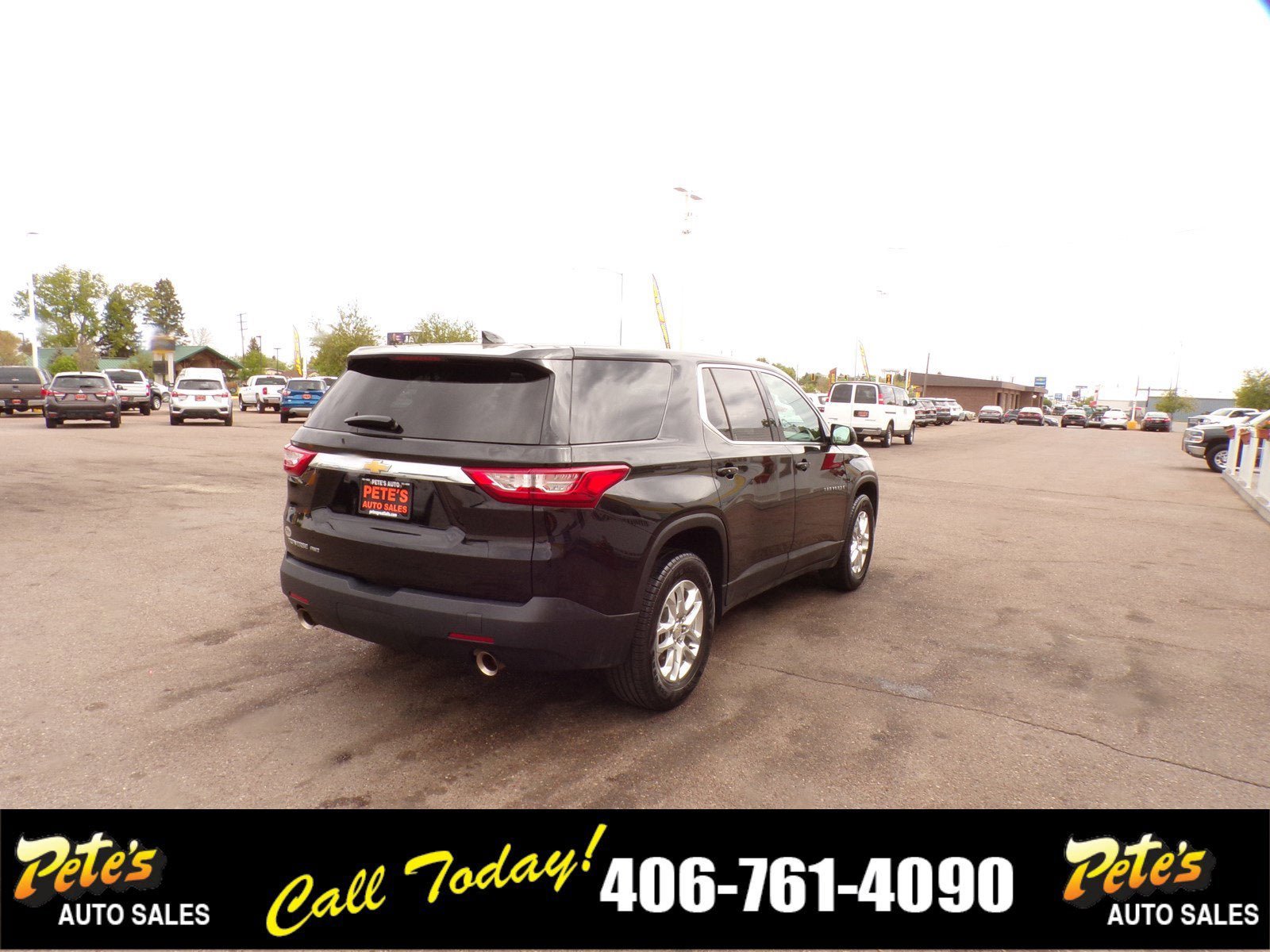 Used 2019 Chevrolet Traverse LS AWD/4WD image 4