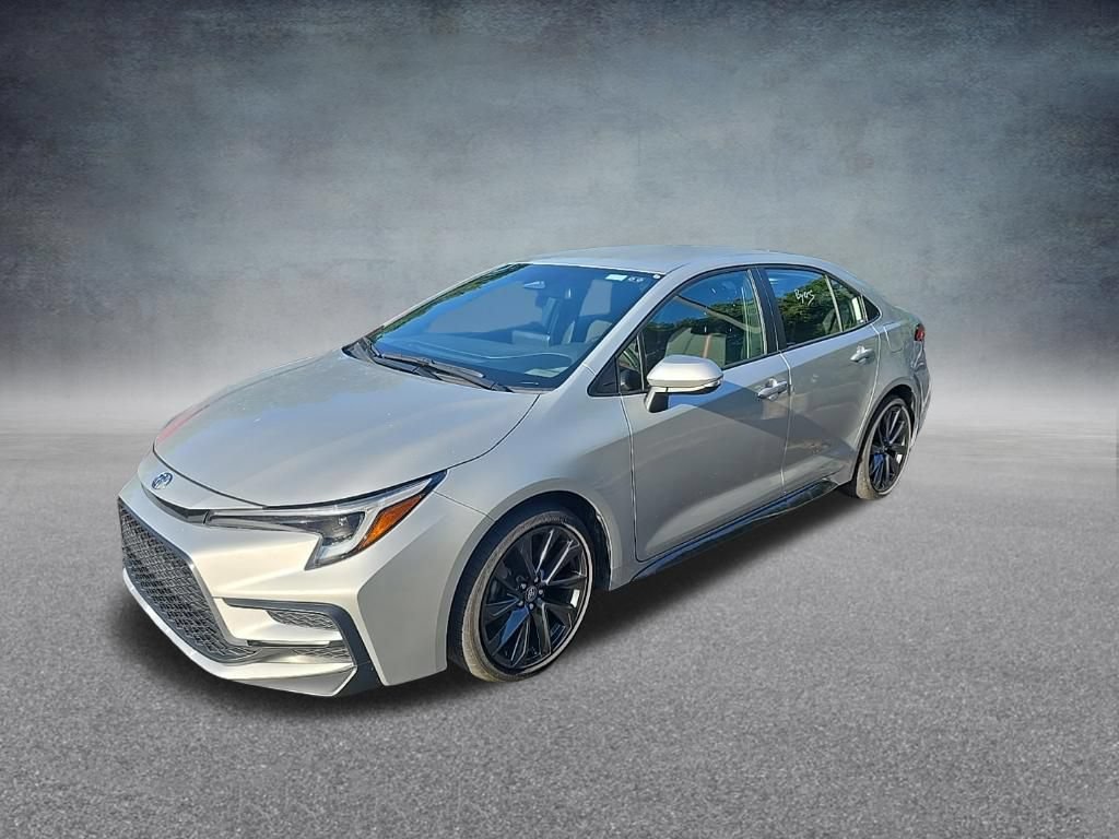 Used 2025 Toyota Corolla SE FWD image 4