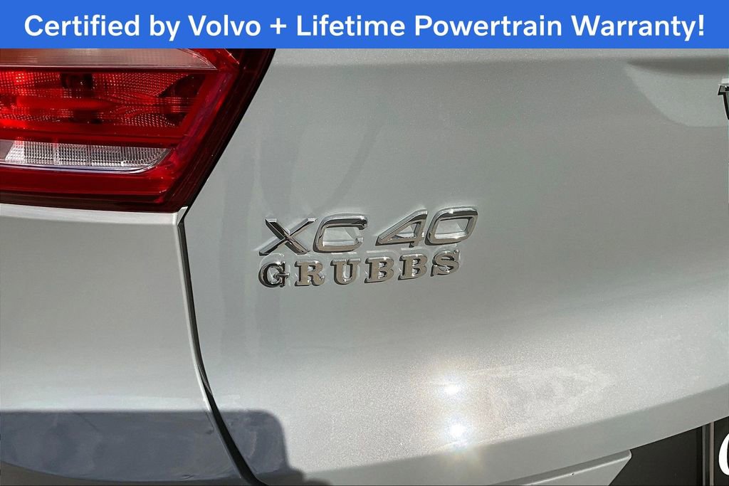 Certified 2025 Volvo XC40 B5 Core image 41
