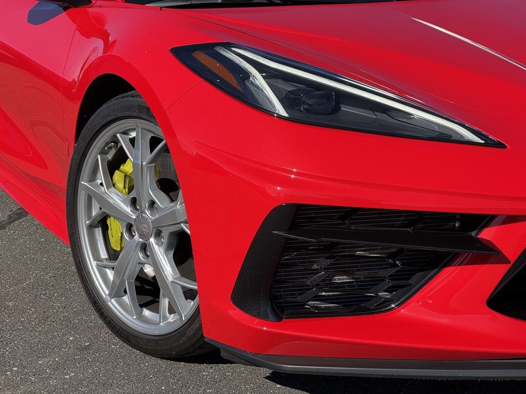 Used 2020 Chevrolet Corvette Stingray Premium Cpe w/ 3LT Preferred Equipment Group image 47