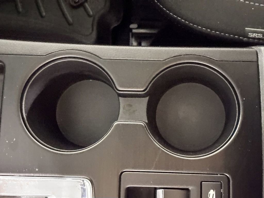 Used 2015 Subaru Legacy 2.5i Premium w/ Moonroof Package AWD/4WD image 15