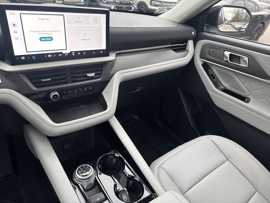 New 2026 Ford Explorer Platinum image 27