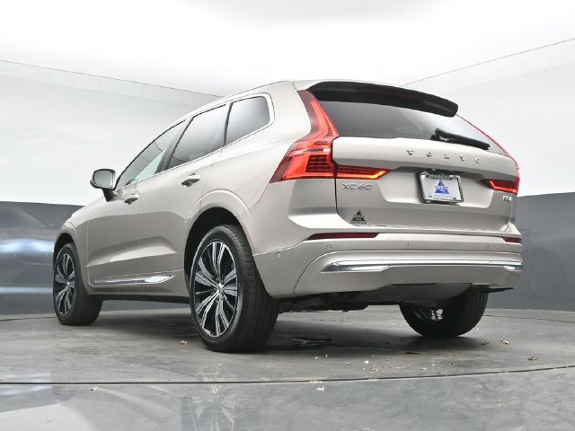 Used 2023 Volvo XC60 B5 Plus w/ Protection Package Premier FWD image 41