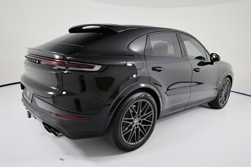 New 2026 Porsche Cayenne Coupe AWD/4WD image 7
