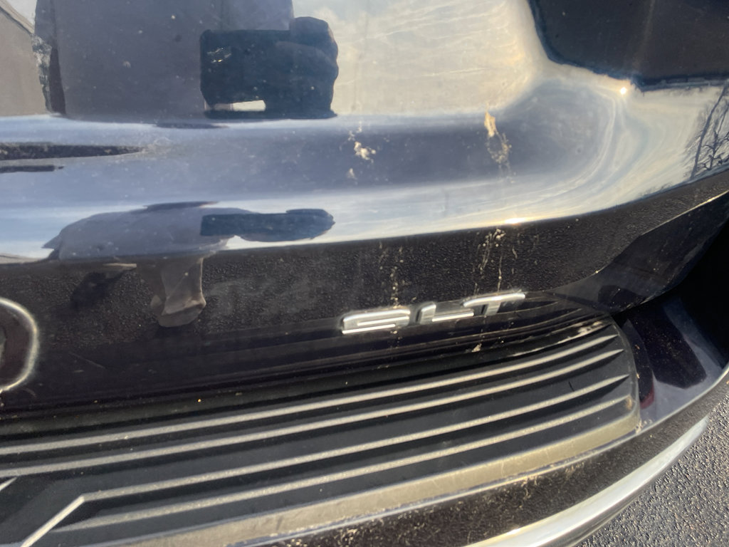 Used 2021 GMC Yukon XL SLT image 9