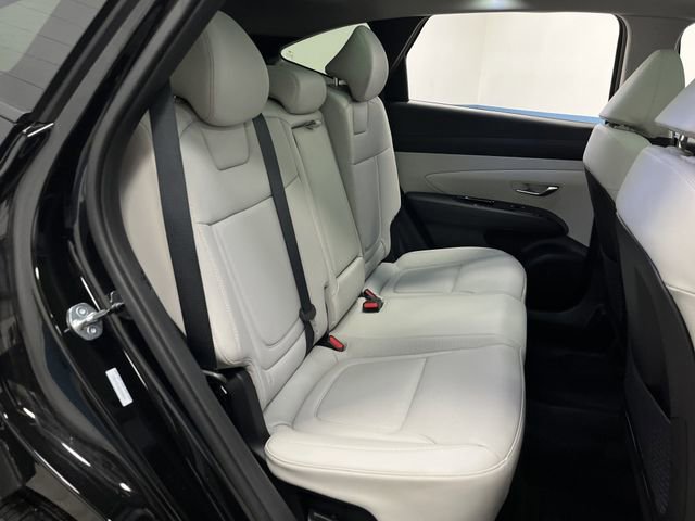 Used 2025 Hyundai Tucson Limited image 34