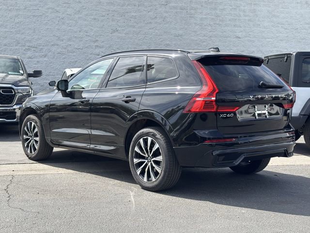 Used 2025 Volvo XC60 B5 Plus image 3