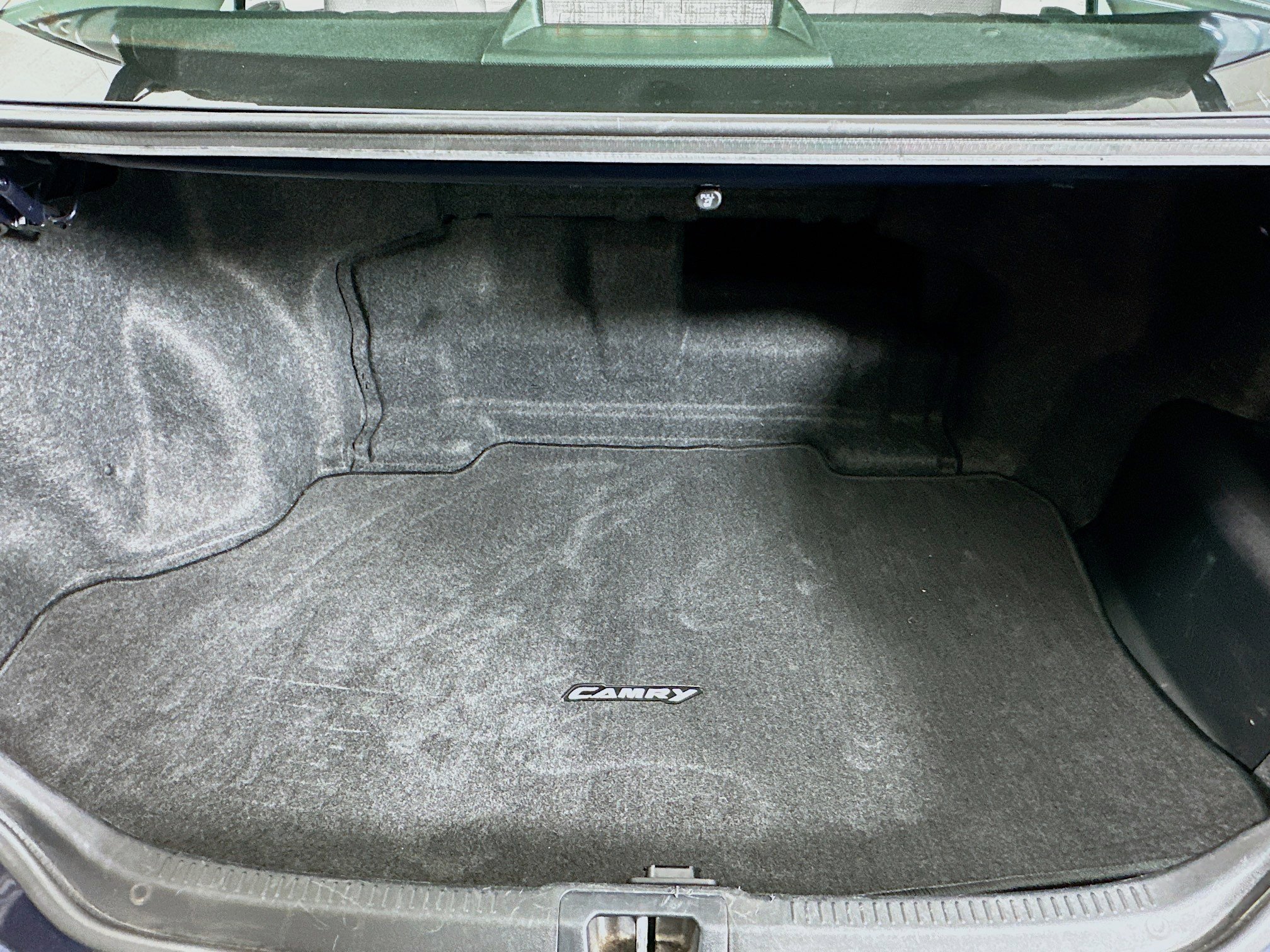 Used 2014 Toyota Camry LE image 26