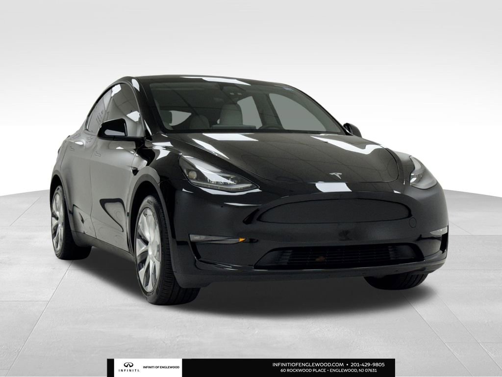 Used 2024 Tesla Model Y Long Range image 1