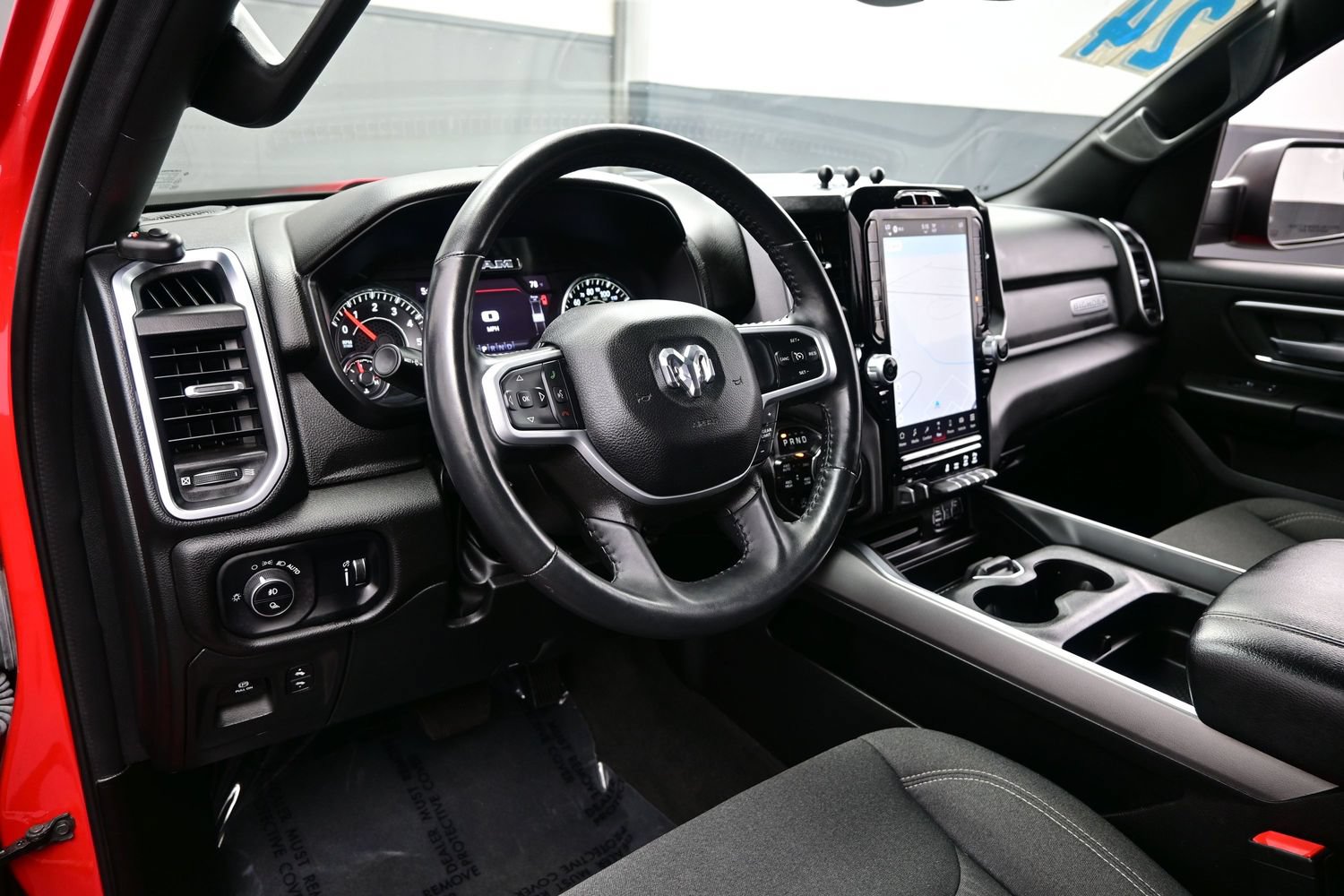 Used 2024 RAM 1500 Big Horn AWD/4WD image 16