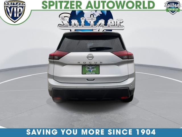 Used 2024 Nissan Rogue S image 8